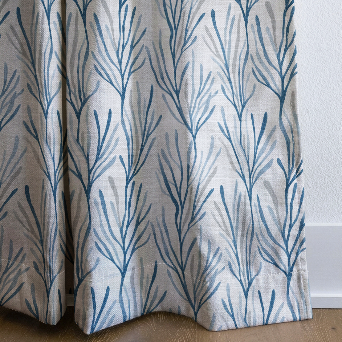 dwm:LR557541:corner_closeup_cropped