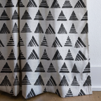 dwm:LR606072:corner_closeup_cropped