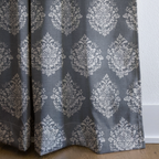 dwm:LR609878:corner_closeup_cropped