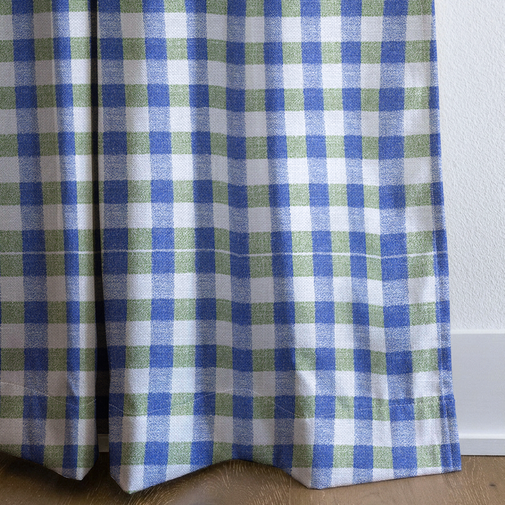 dwm:LR612424:corner_closeup_cropped