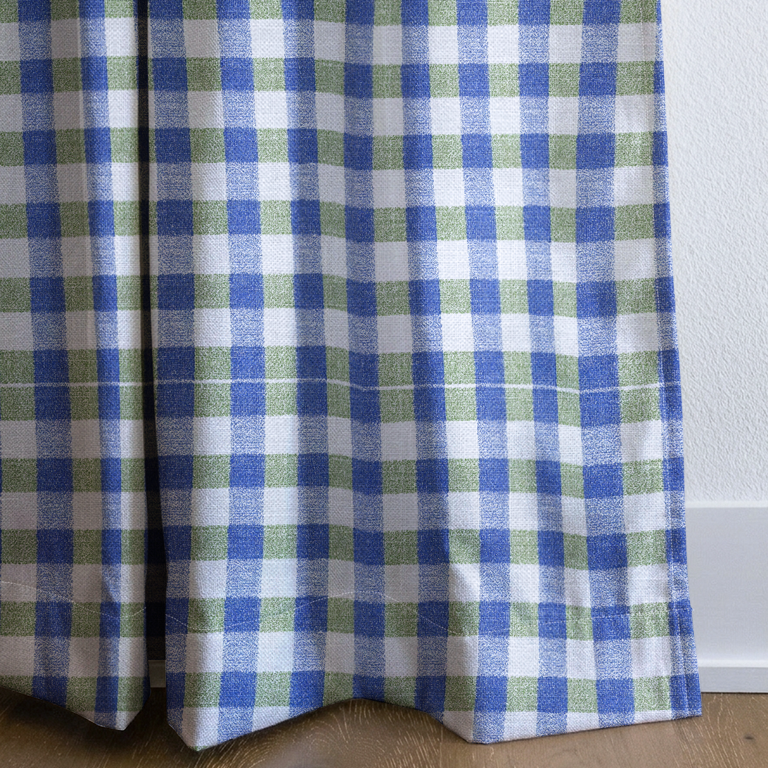 dwm:LR612424:corner_closeup_cropped