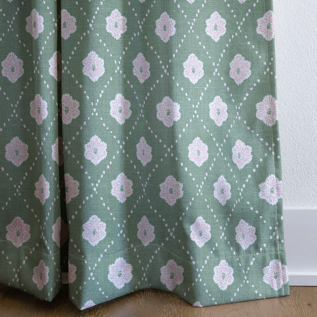 dwm:LR621583:corner_closeup_cropped