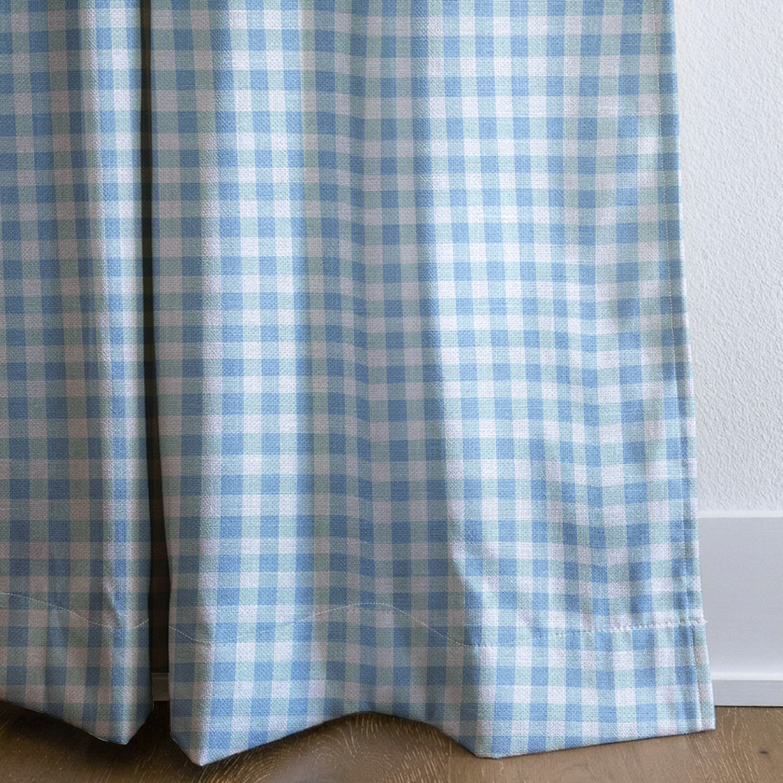 dwm:LR646781:corner_closeup_cropped