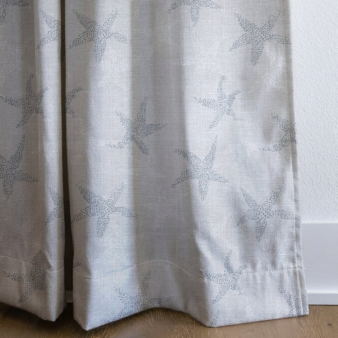 dwm:LR697591:corner_closeup_cropped