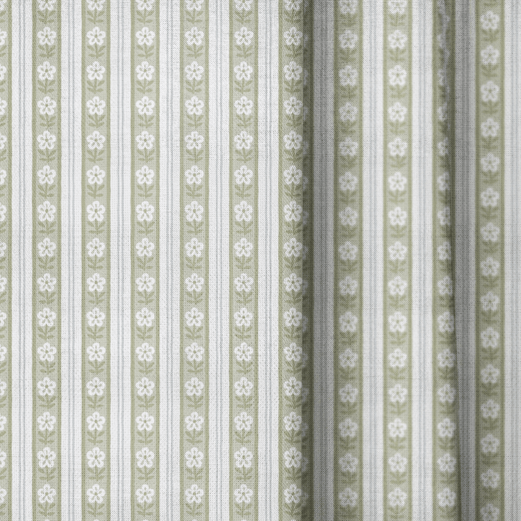 Cottage Daisy Chain - Curtain Panel - The Drapery